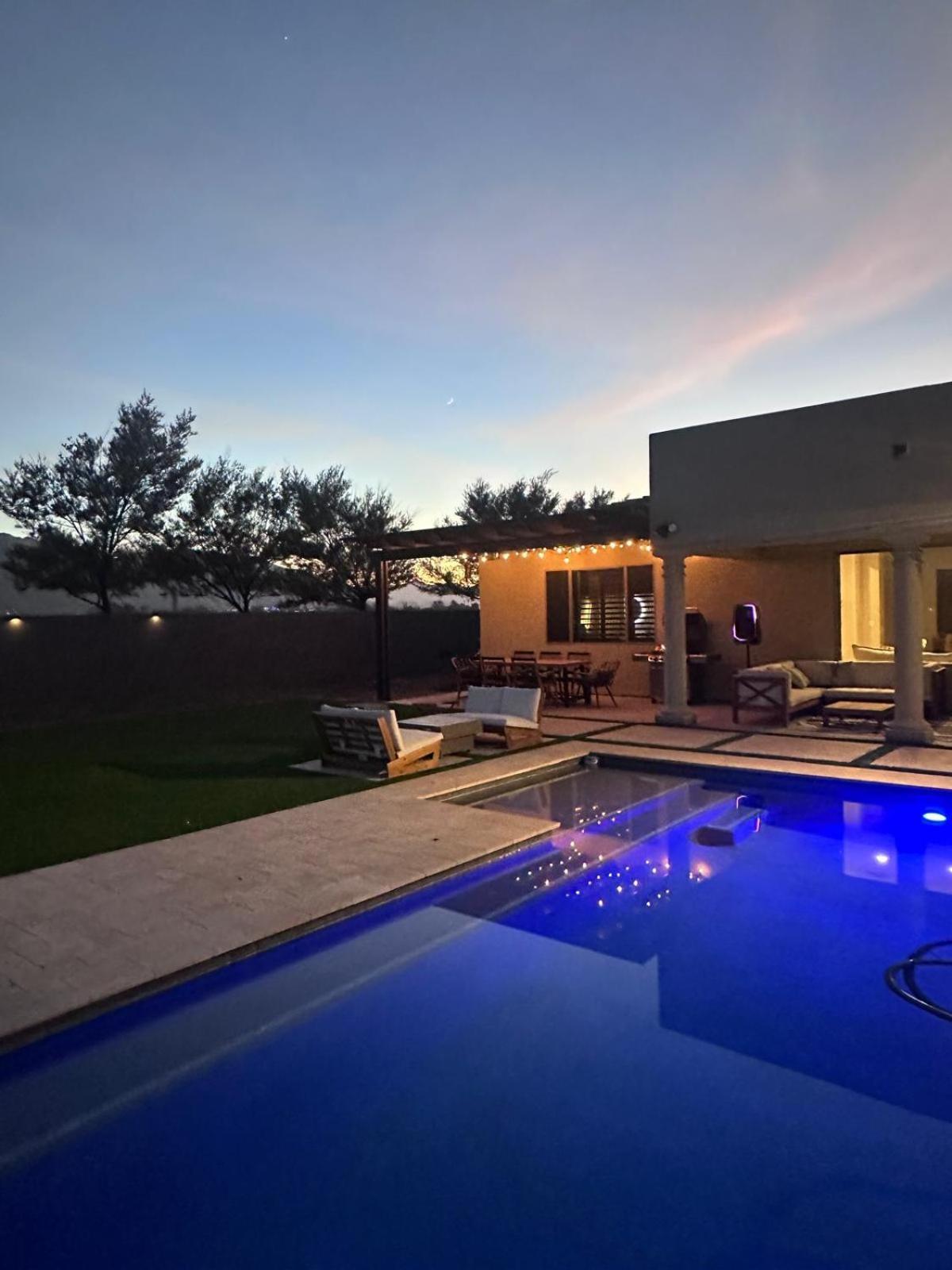 Pool Hiking Mountainview Luxury Firepit Rumah liburan
